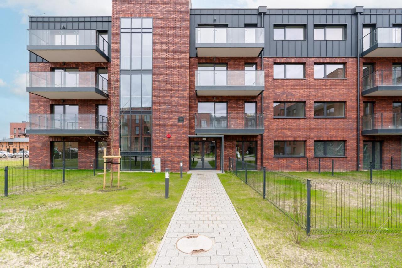 Stara Cegielnia Lake View Apartment By Renters Prestige 波兹南 外观 照片