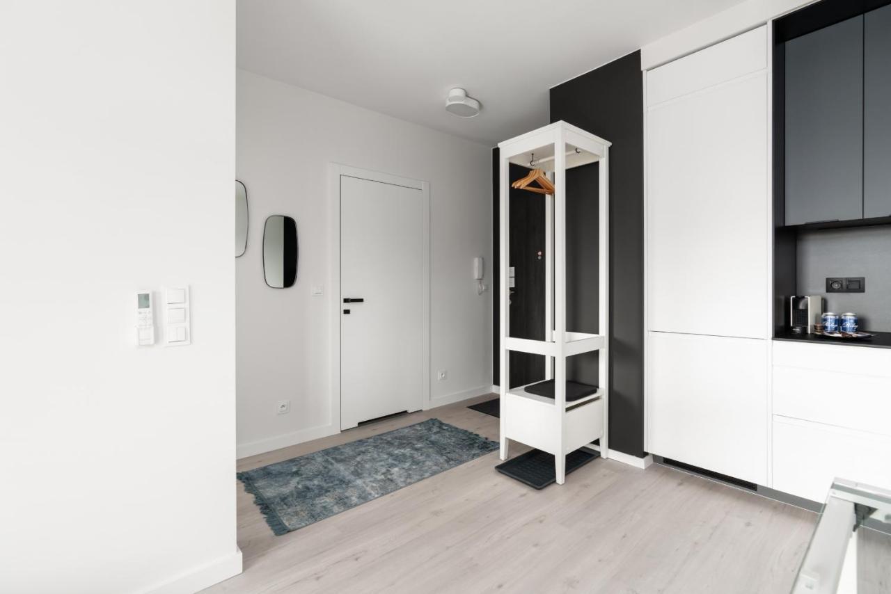 Stara Cegielnia Lake View Apartment By Renters Prestige 波兹南 外观 照片